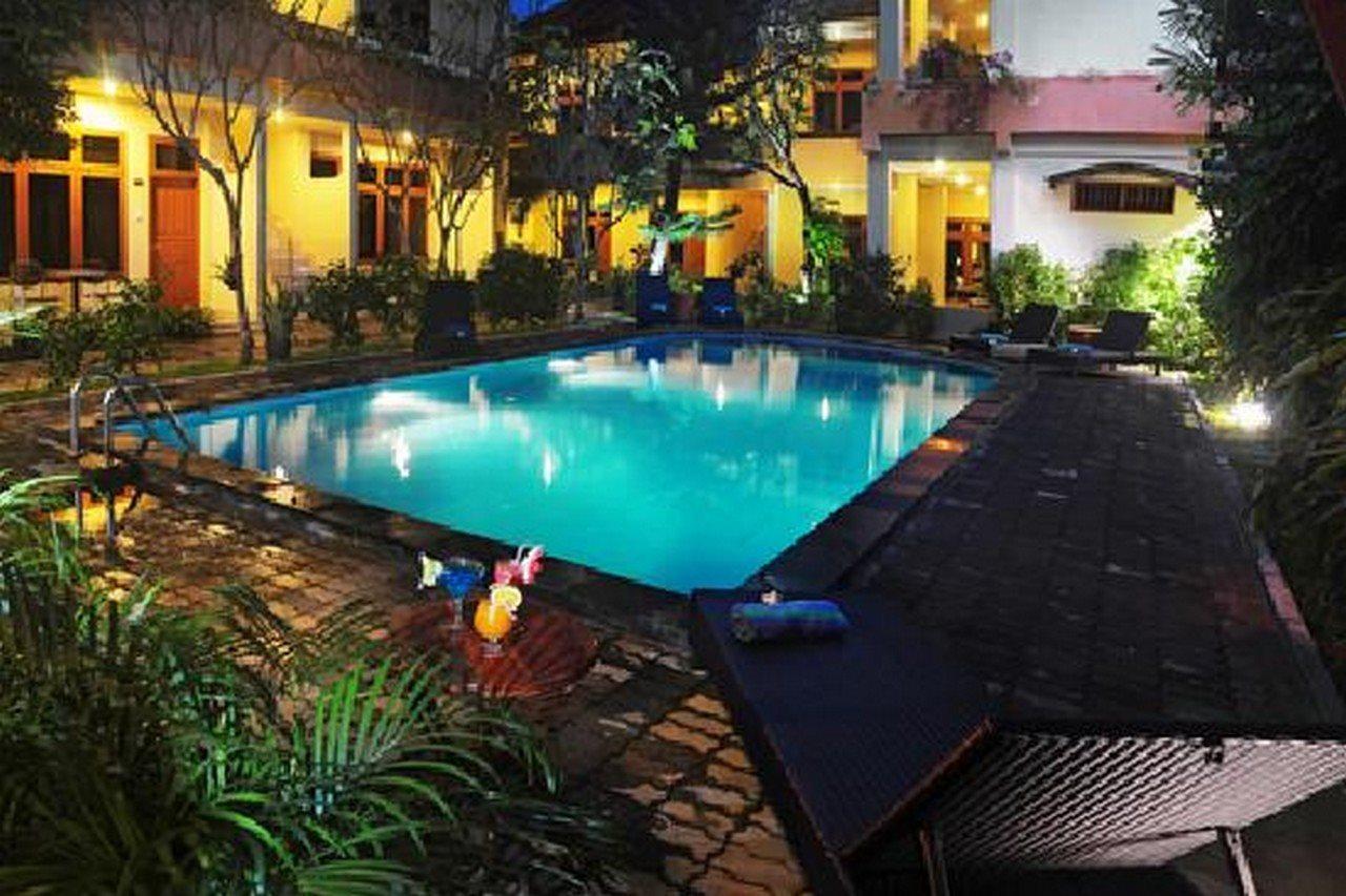 Febri's Hotel&Spa Kuta Lombok Exterior foto
