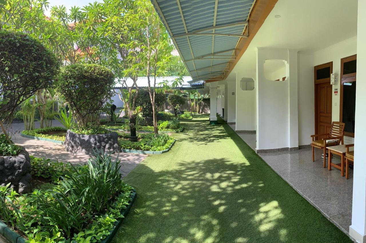 Febri's Hotel&Spa Kuta Lombok Exterior foto