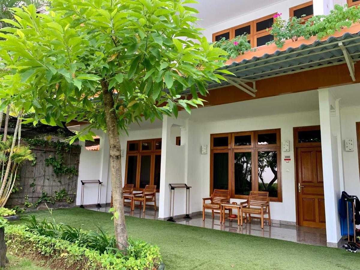 Febri's Hotel&Spa Kuta Lombok Exterior foto