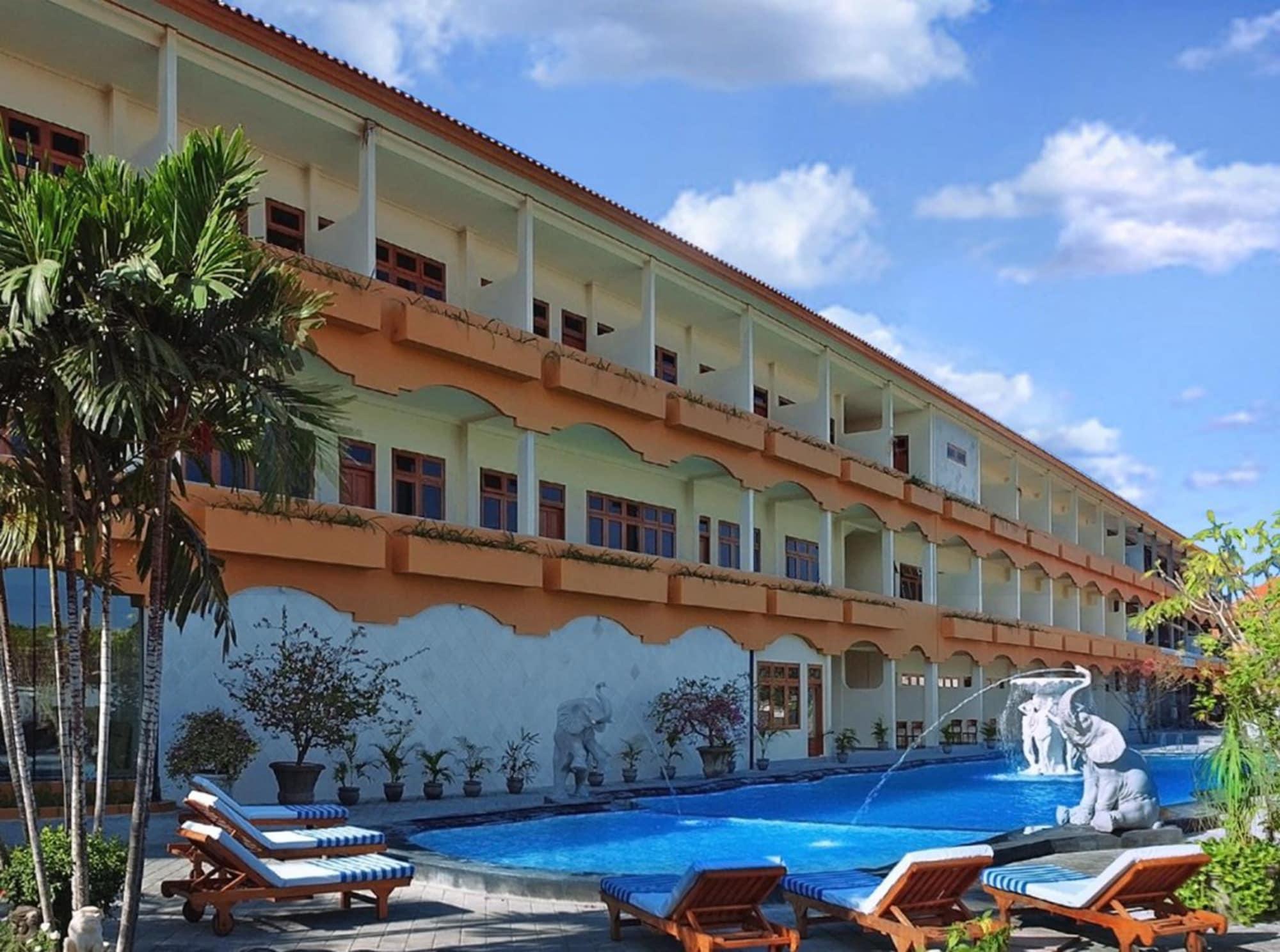 Febri's Hotel&Spa Kuta Lombok Exterior foto